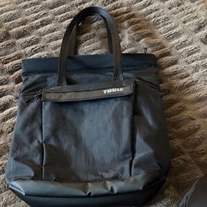 Thule Black Men's Laptop Tote with Front Zip Pocket